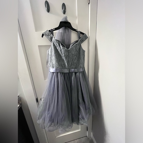 My old grade 8 grad dress. It says it’s grey however I see more of a purple - Picture 2 of 3
